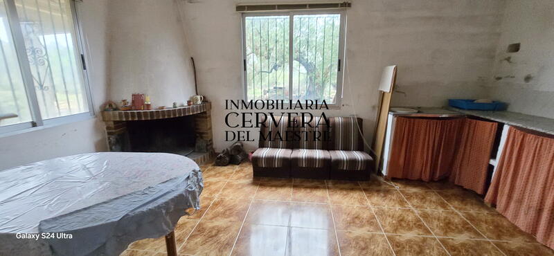 2 bedroom Country House for sale