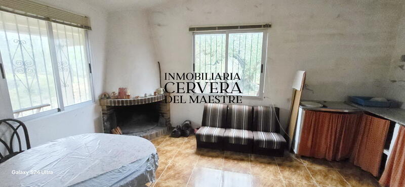 2 bedroom Country House for sale