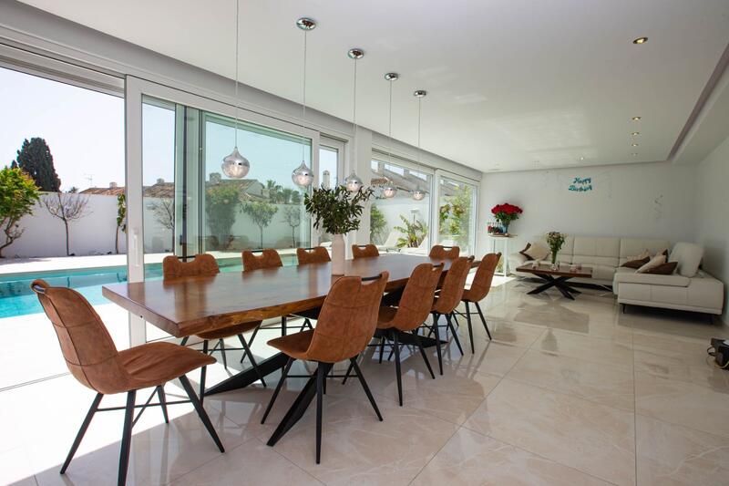 4 bedroom Villa for sale