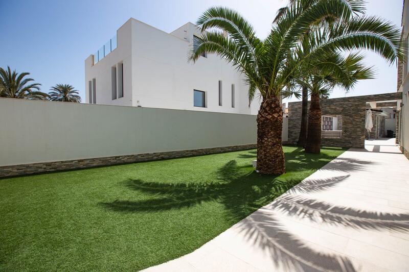 4 bedroom Villa for sale