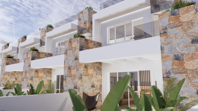 Townhouse for sale in Villamartin, Alicante