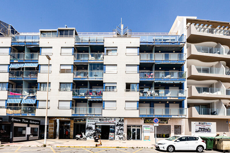 квартира продается в Torrevieja, Alicante