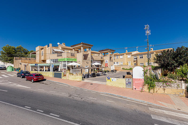 Commercial Property for sale in Villamartin, Alicante