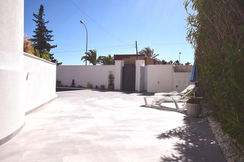 3 Cuarto Villa en venta