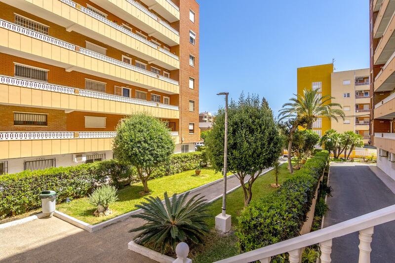 Appartement Te koop in Punta Prima, Alicante