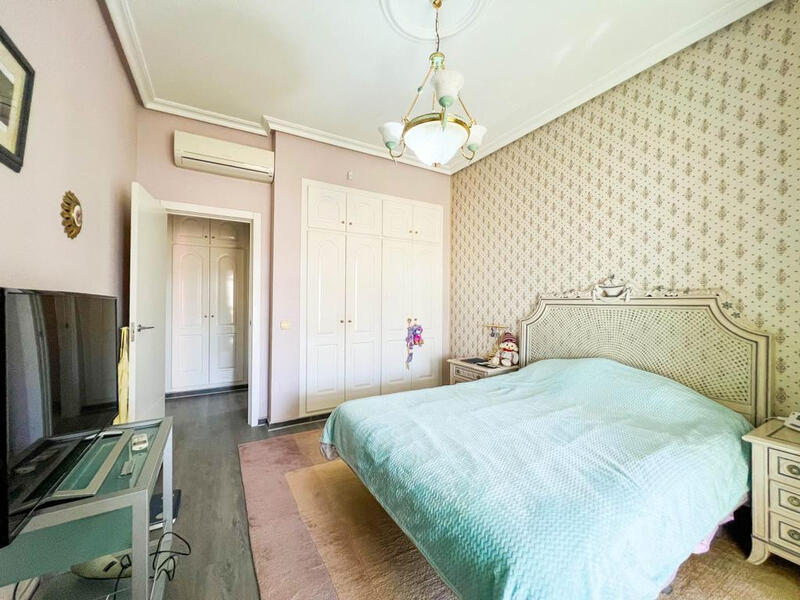 4 soveværelse Villa til salg