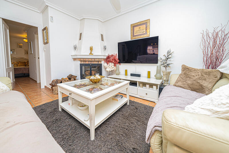 2 Cuarto Villa en venta