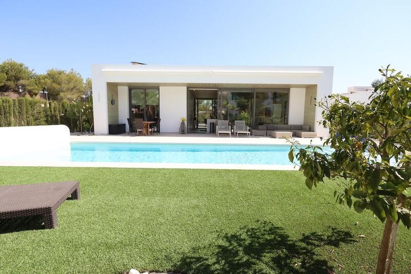 4 Schlafzimmer Villa zu verkaufen