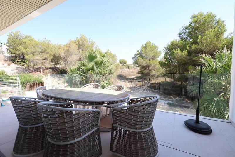 4 Schlafzimmer Villa zu verkaufen