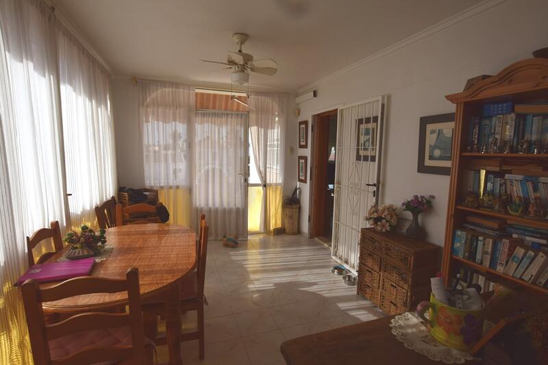 4 Schlafzimmer Villa zu verkaufen