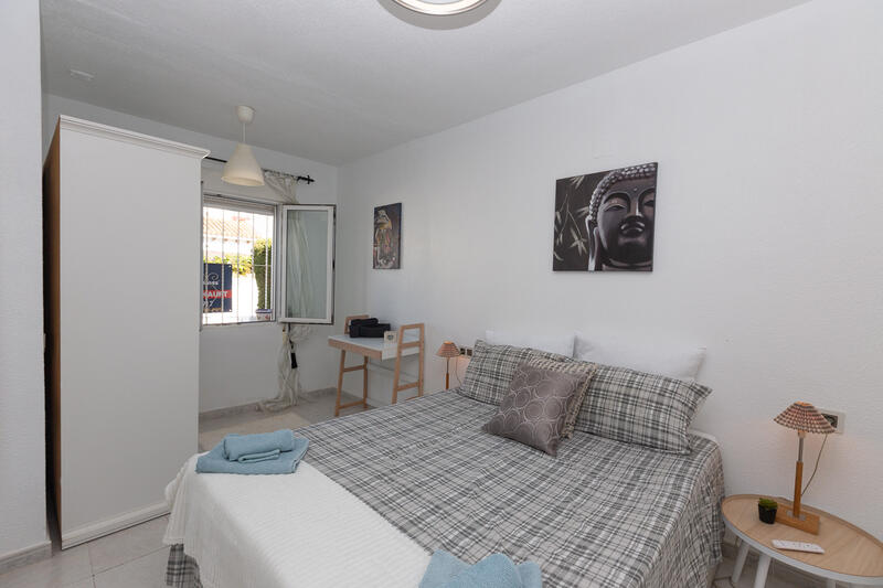 2 bedroom Townhouse for sale