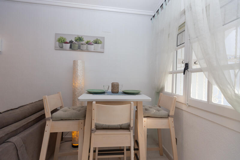 2 bedroom Townhouse for sale