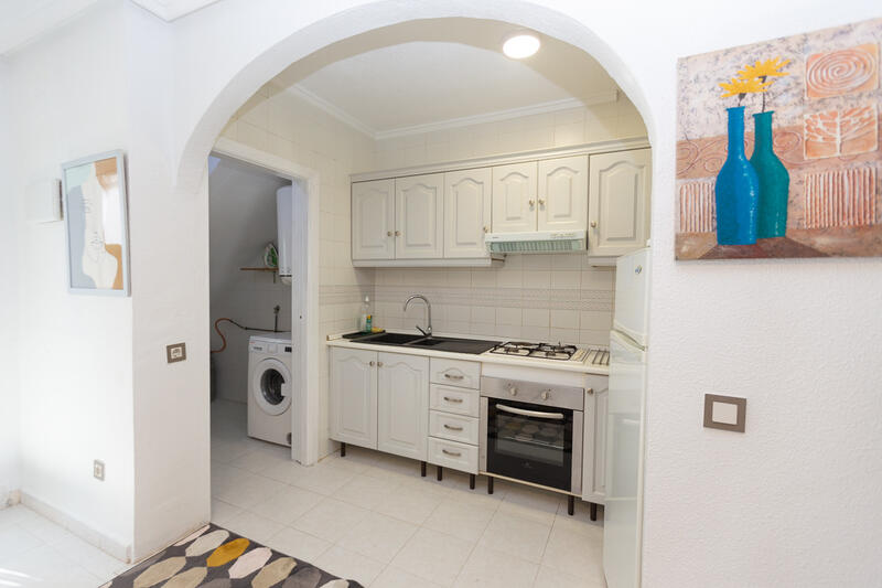 2 bedroom Townhouse for sale