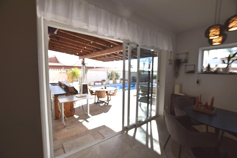 4 slaapkamer Villa Te koop