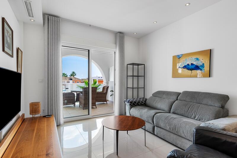 3 bedroom Apartment for sale