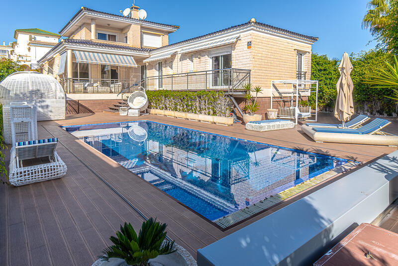 5 Cuarto Villa en venta