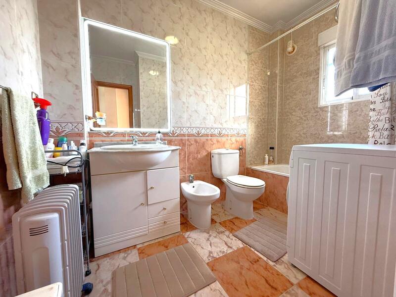 2 Schlafzimmer Stadthaus zu verkaufen