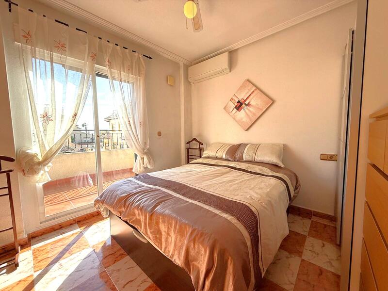 2 Schlafzimmer Stadthaus zu verkaufen