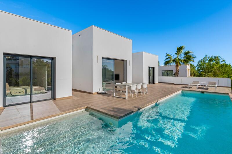 4 Schlafzimmer Villa zu verkaufen
