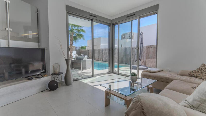 4 bedroom Villa for sale