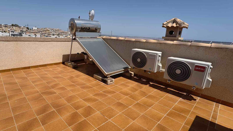 4 Cuarto Villa en venta
