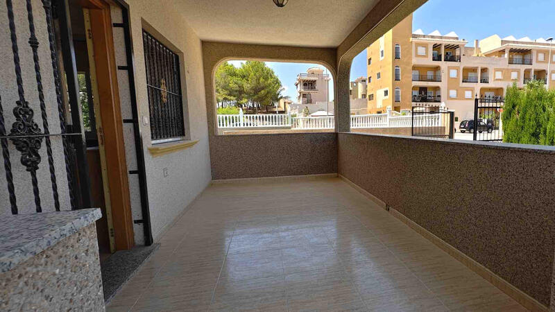 4 Cuarto Villa en venta