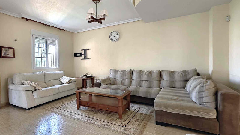 4 Cuarto Villa en venta