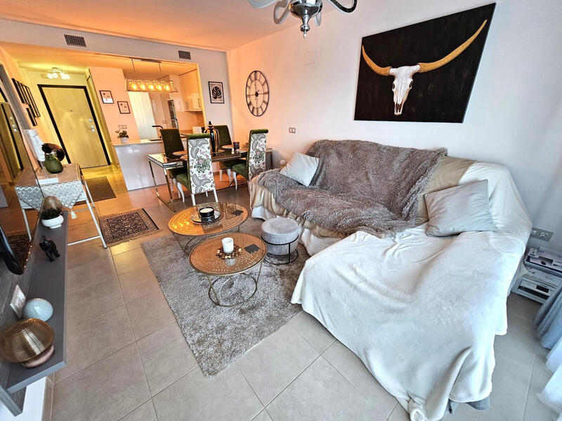 2 bedroom Apartment for sale