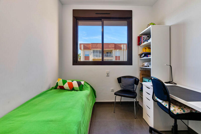 3 bedroom Apartment for sale