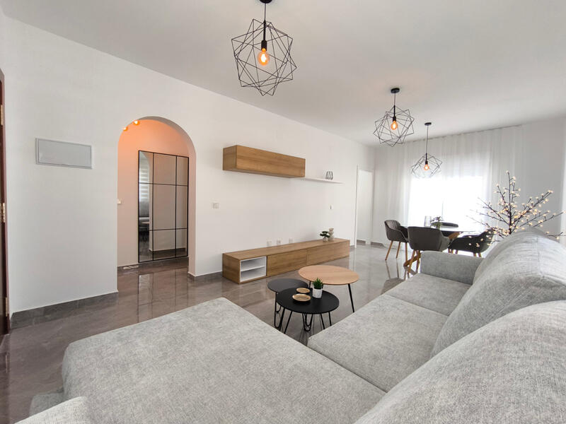 4 Cuarto Villa en venta