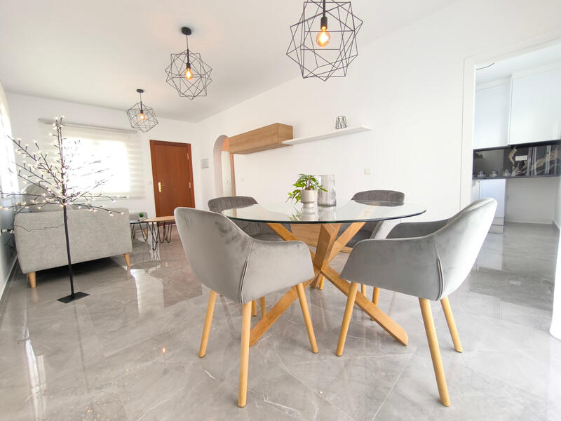 4 Cuarto Villa en venta