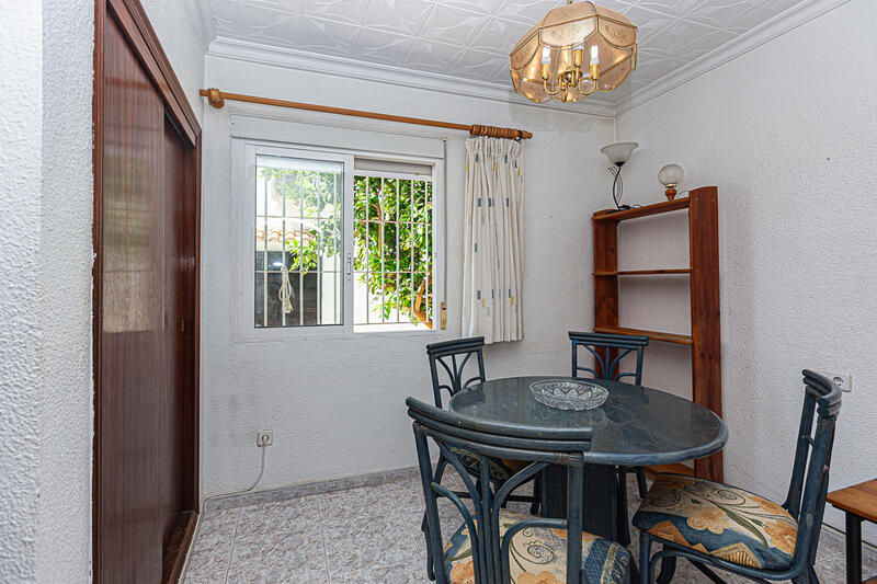 6 Schlafzimmer Stadthaus zu verkaufen