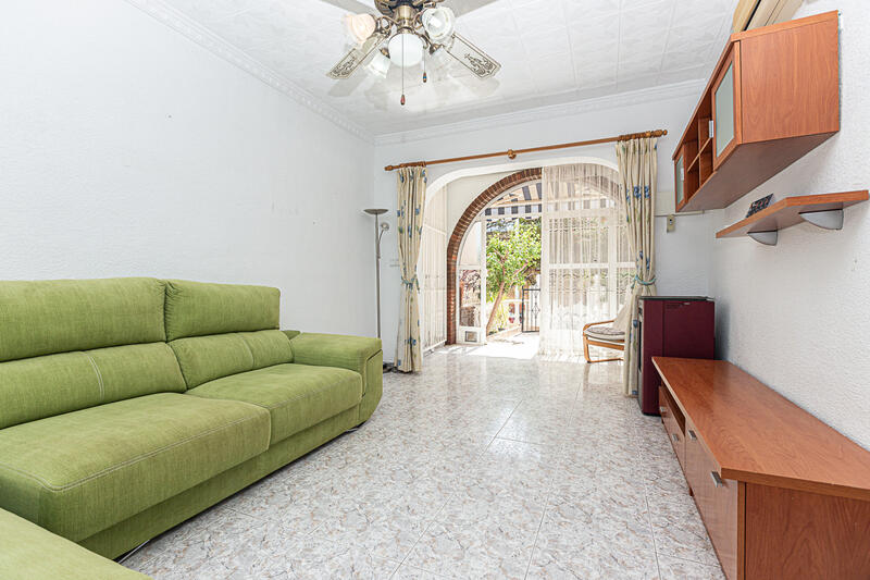 6 Schlafzimmer Stadthaus zu verkaufen