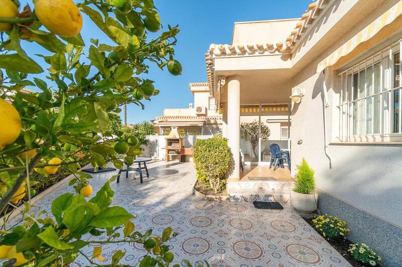 4 Schlafzimmer Villa zu verkaufen