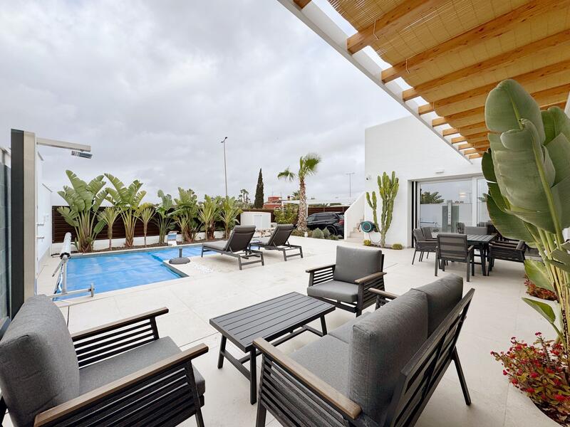 3 bedroom Villa for sale
