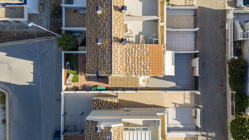 3 slaapkamer Gezinswoning Te koop