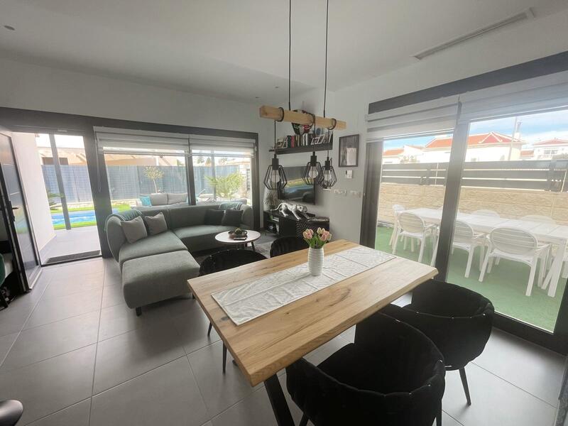 4 soveværelse Villa til salg