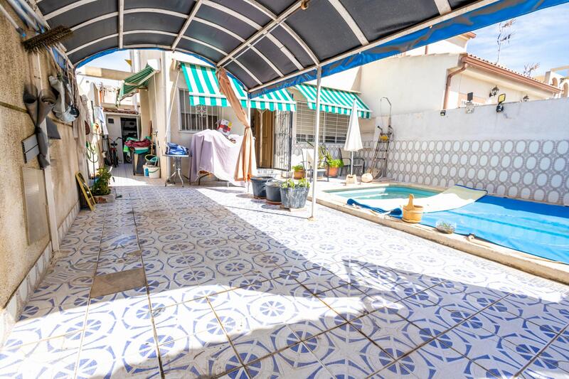 4 Cuarto Adosado en venta
