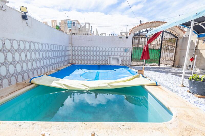4 Cuarto Adosado en venta