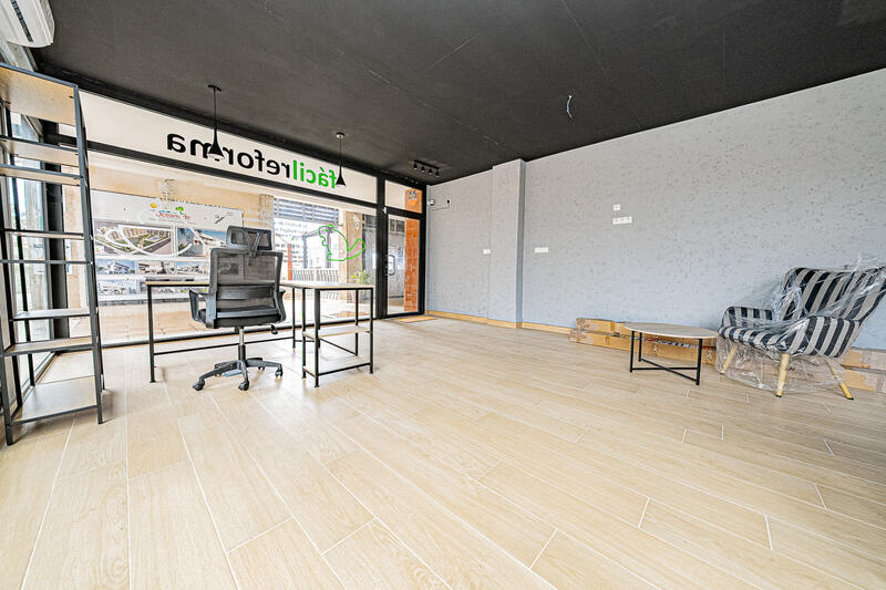 1 slaapkamer Commercieel vastgoed Te koop