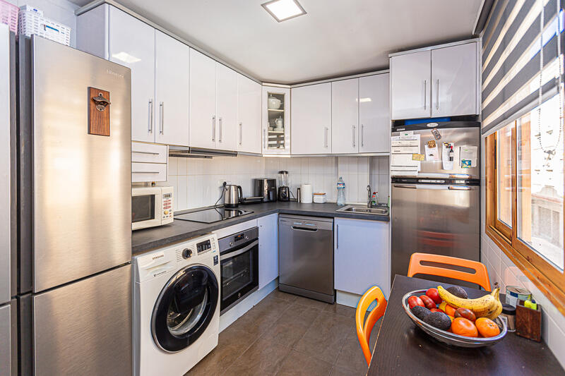 3 bedroom Apartment for sale