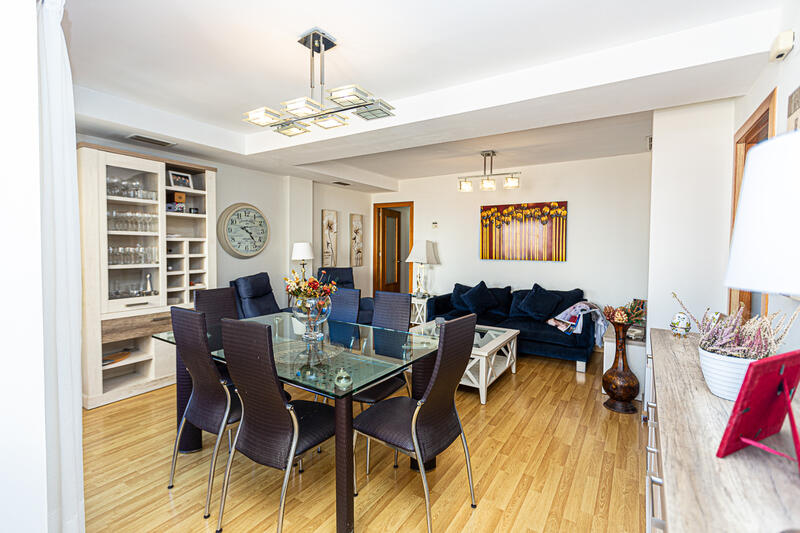 3 bedroom Apartment for sale