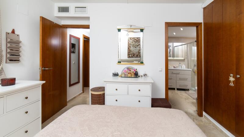 2 slaapkamer Appartement Te koop