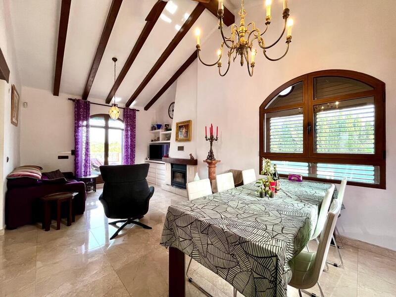 4 bedroom Villa for sale