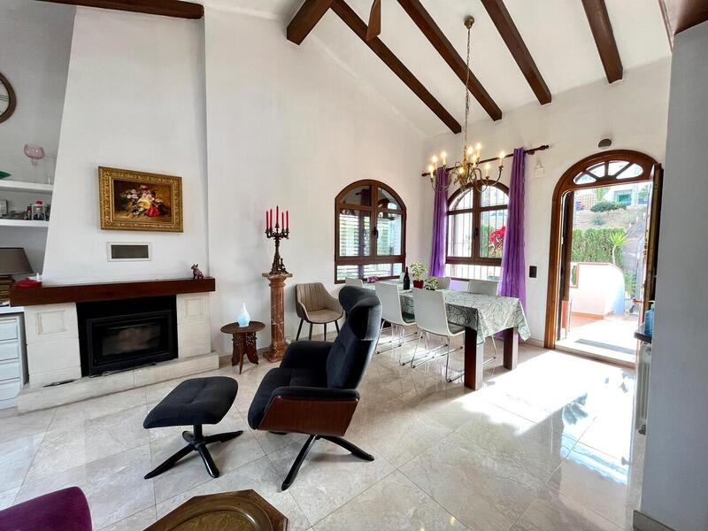4 bedroom Villa for sale