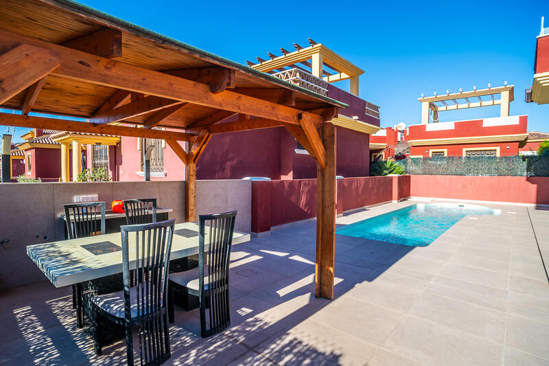 6 Schlafzimmer Villa zu verkaufen