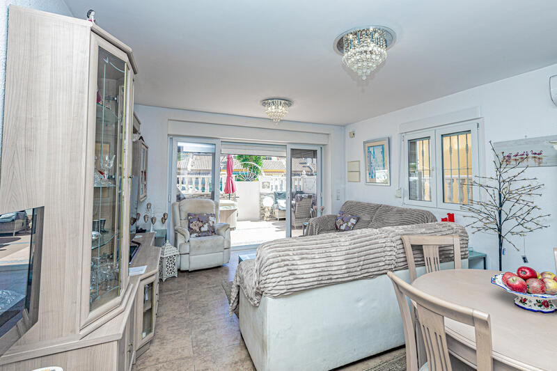 3 Schlafzimmer Stadthaus zu verkaufen