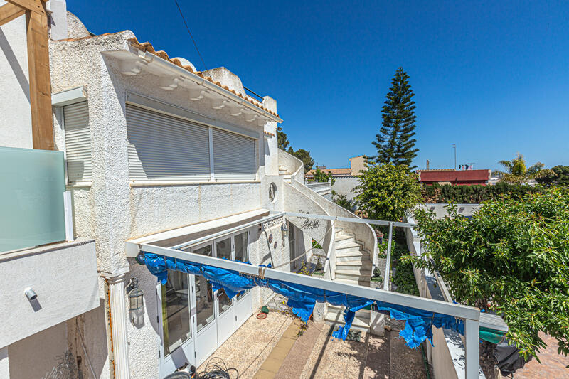 3 Cuarto Villa en venta