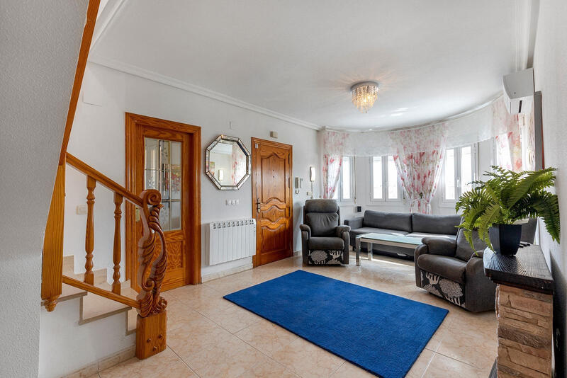 5 Schlafzimmer Villa zu verkaufen
