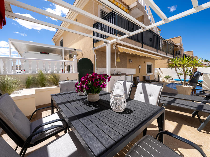 4 Schlafzimmer Villa zu verkaufen